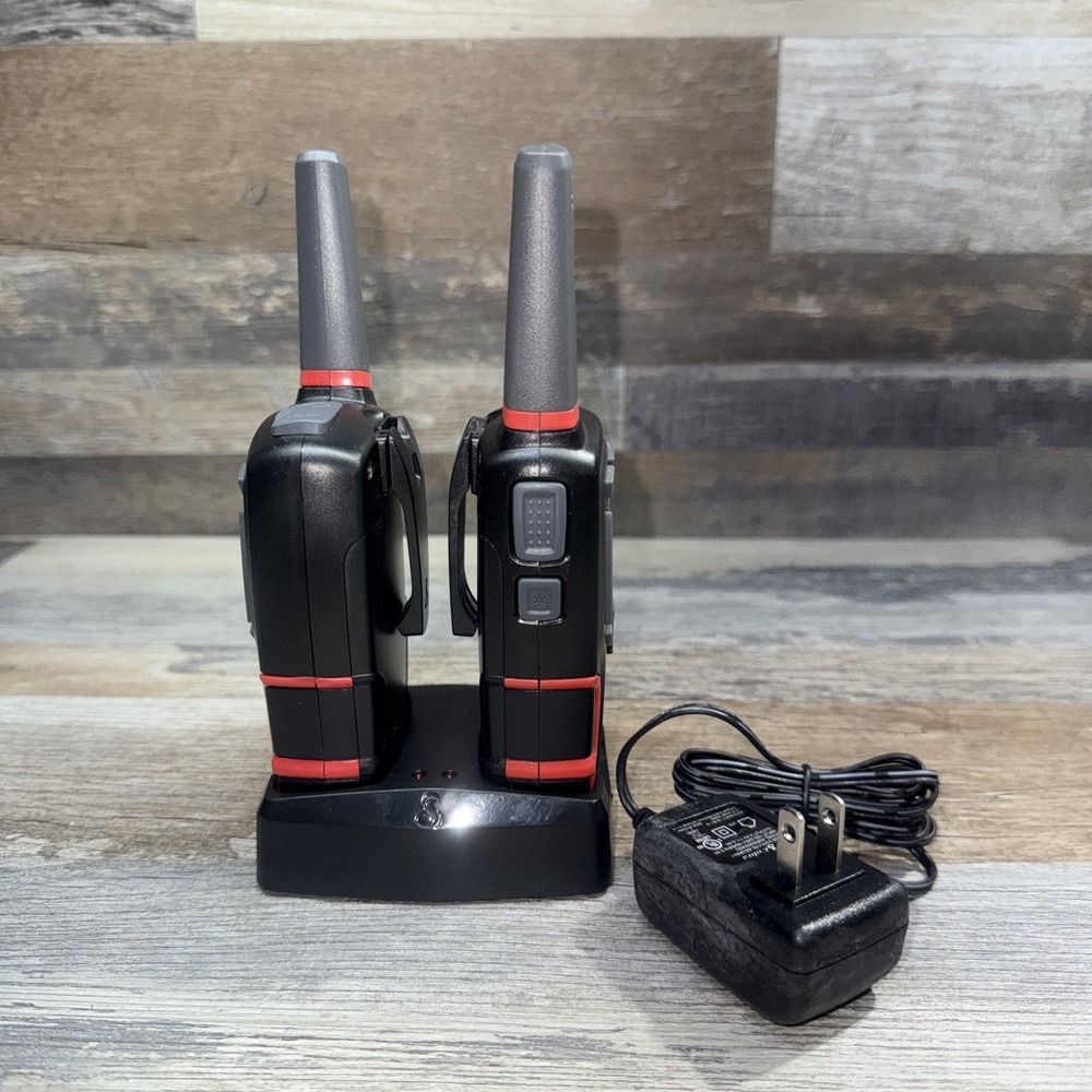 Cobra CXT595 Pair of Two-Way Radio Walkie Talkies w/ GA-CG5 Dock - TESTED